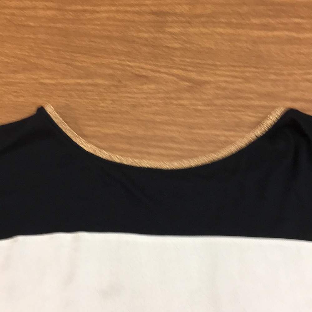 The limited thin silk like blouse - Picture 3 of 7